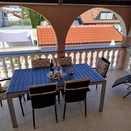 פריבלאקה Apartments Juric מראה חיצוני תמונה