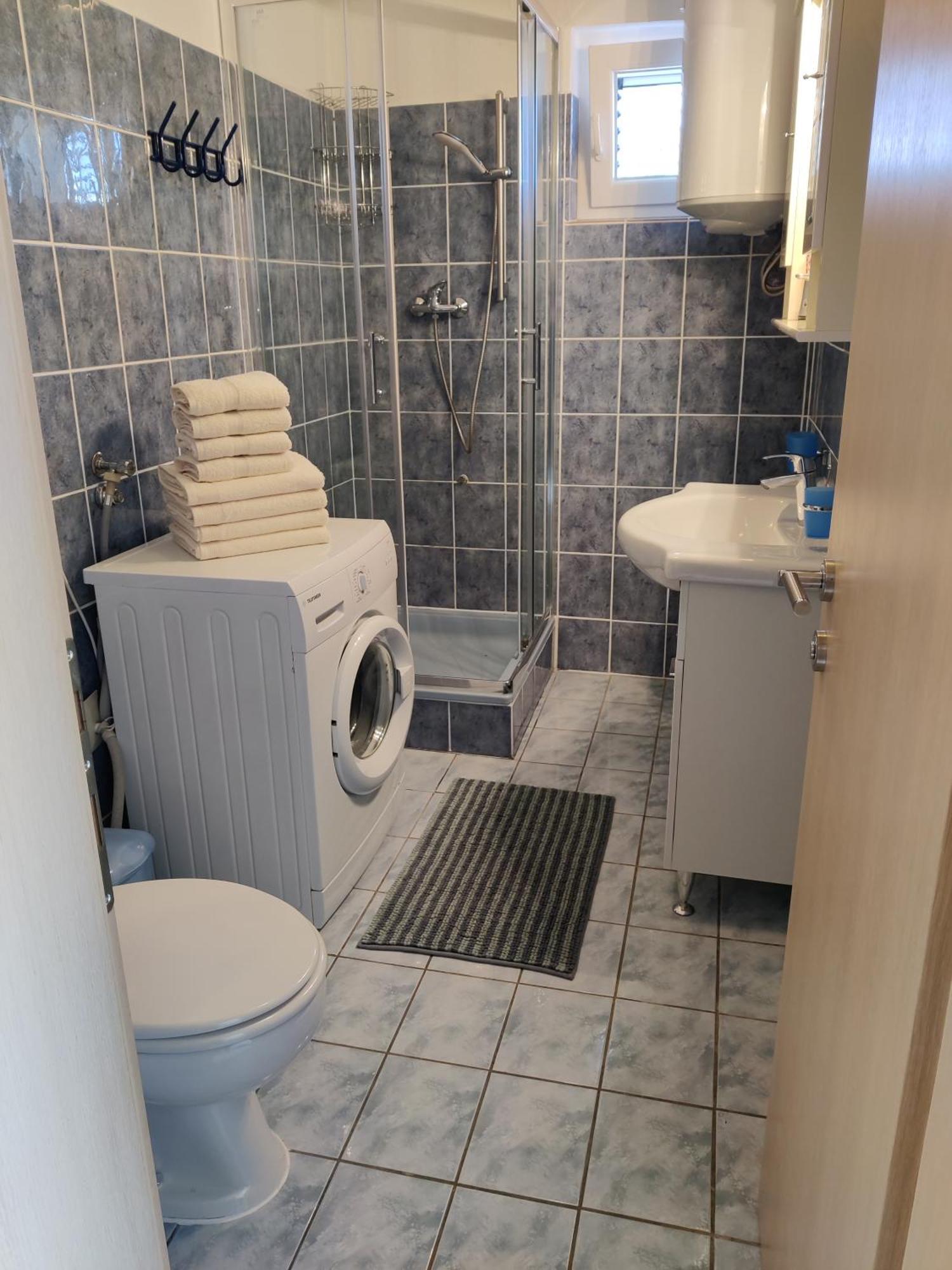 פריבלאקה Apartments Juric מראה חיצוני תמונה