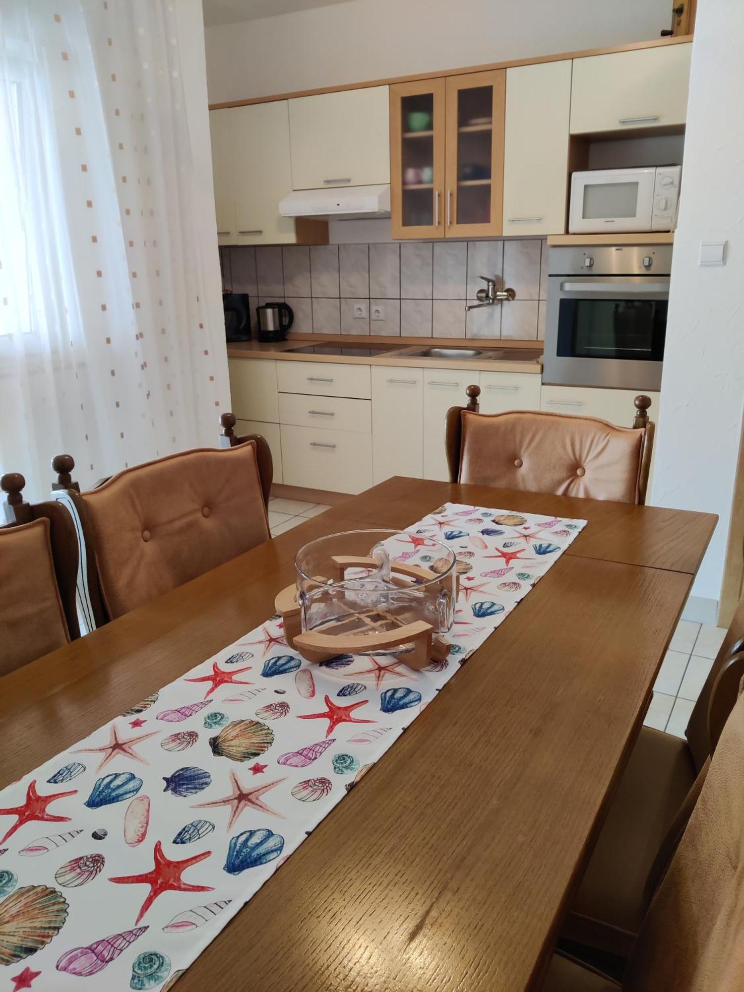 פריבלאקה Apartments Juric מראה חיצוני תמונה