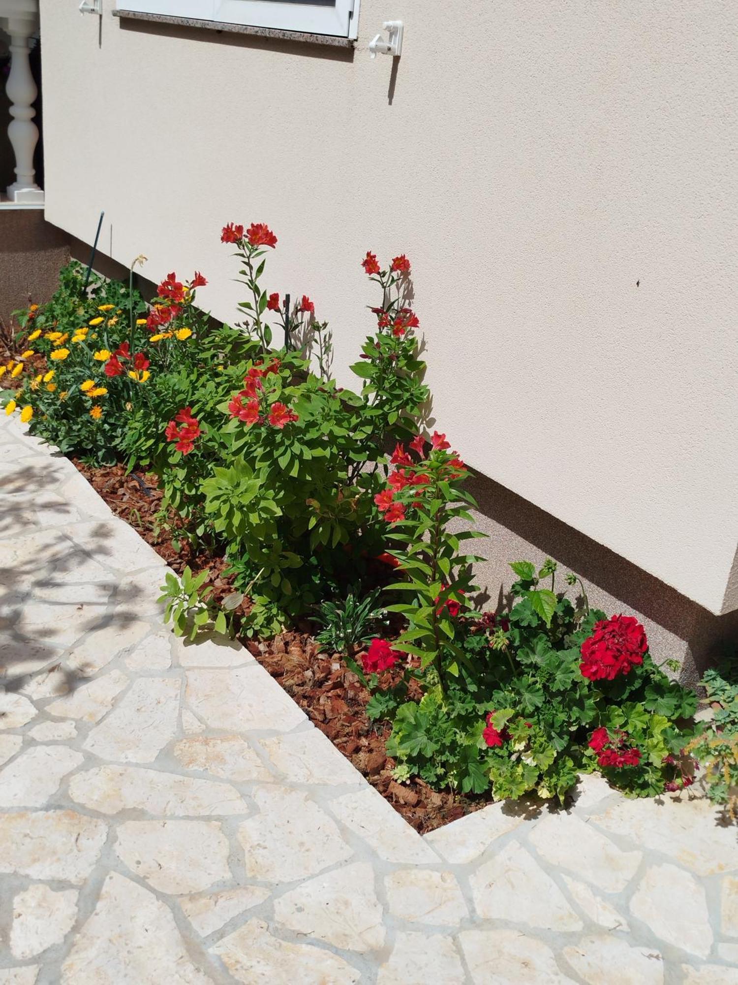 פריבלאקה Apartments Juric מראה חיצוני תמונה